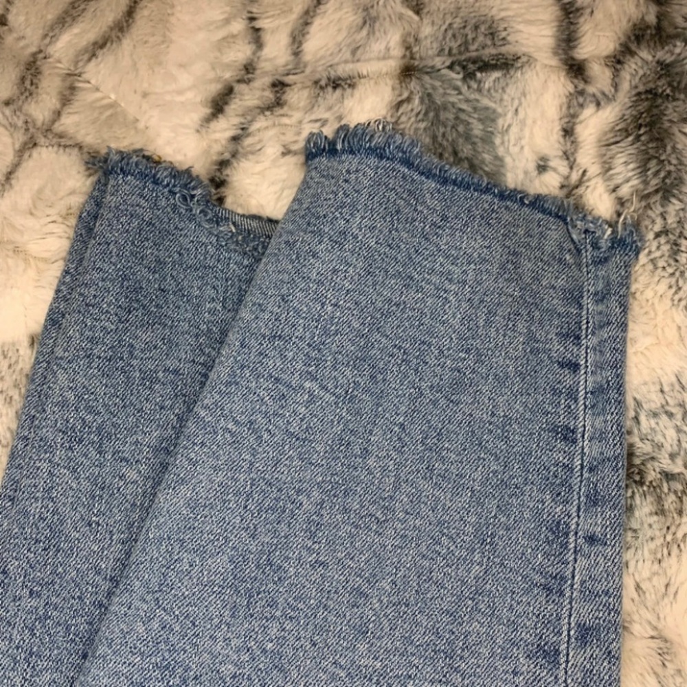 Distressed Mom Jeans - Picture 7 of 7